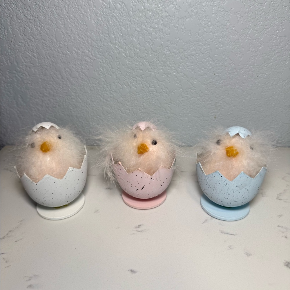 Chick Eggshell Bird Easter Spring Decor - White, Pink, Blue